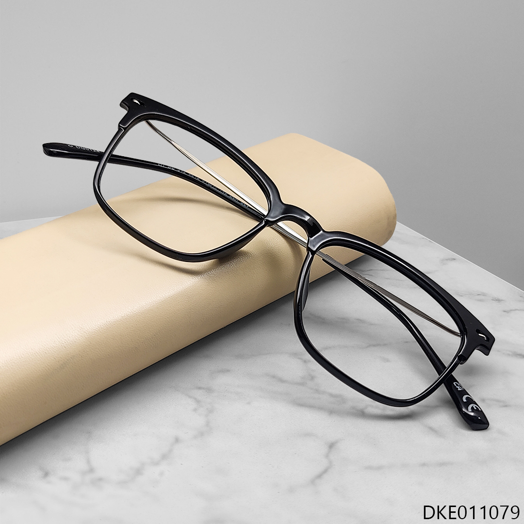 Black Color Light Weight Eyeglasses
