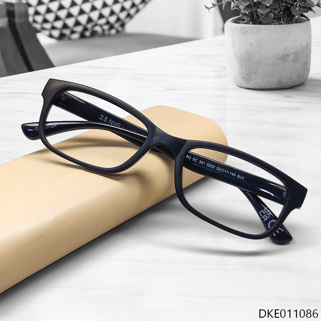 Durable and Fashionable Eyeglass
