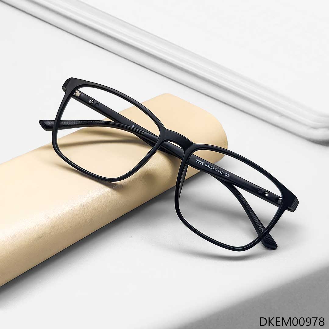Classy Black Color Square Shape Eyeglass