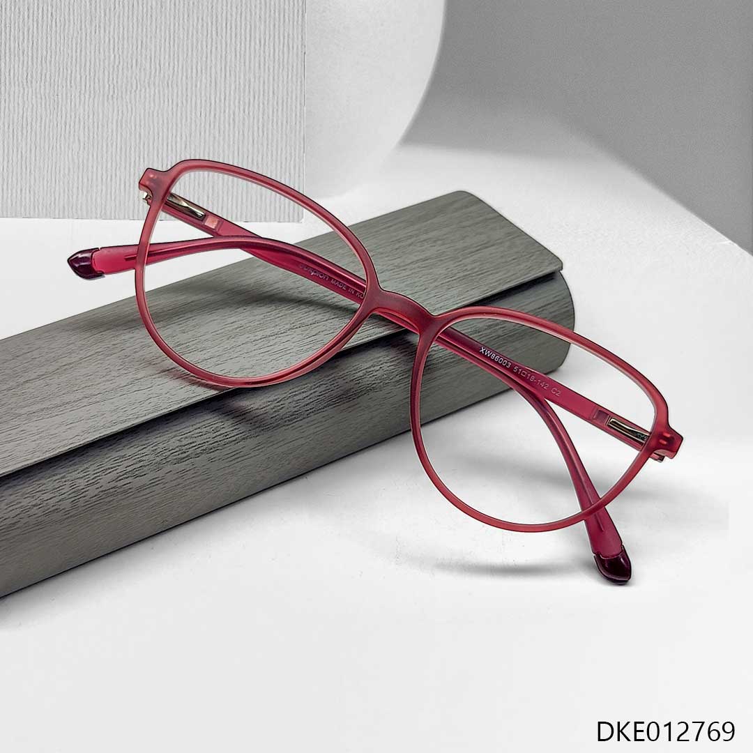Red color Eyeglass For Woman