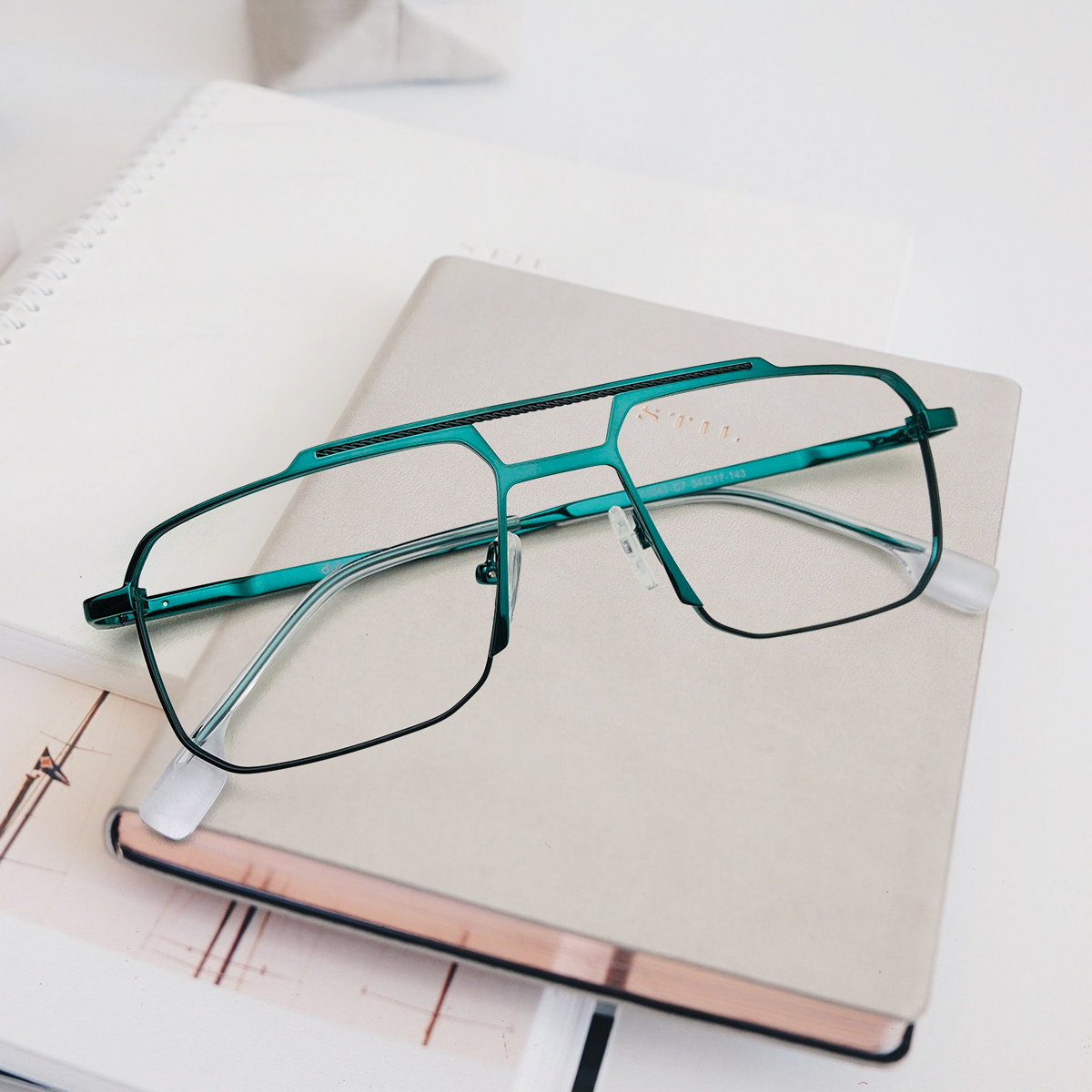 New Stylish Blue Color Eyeglasses