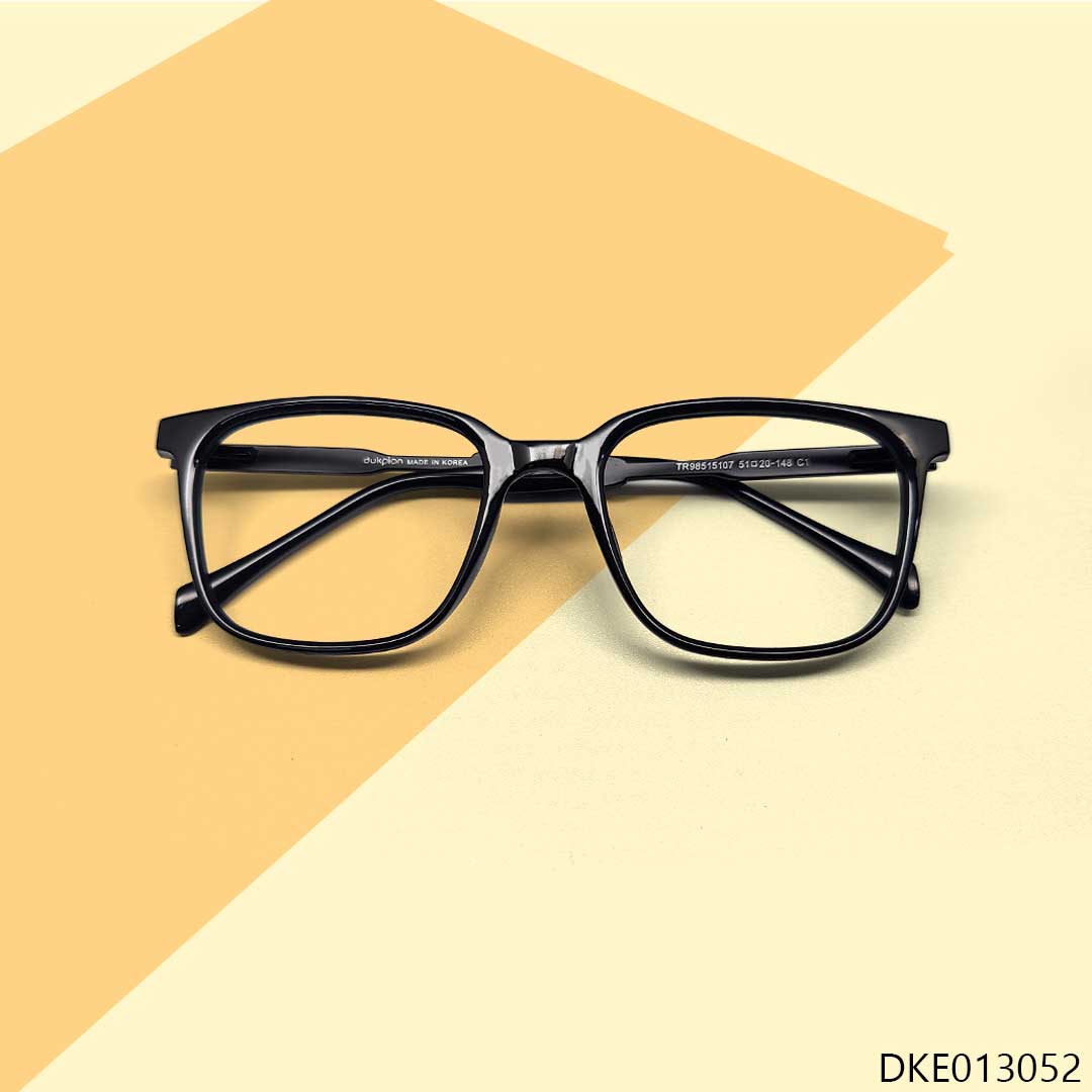 Durable and Black Color Eyeglass