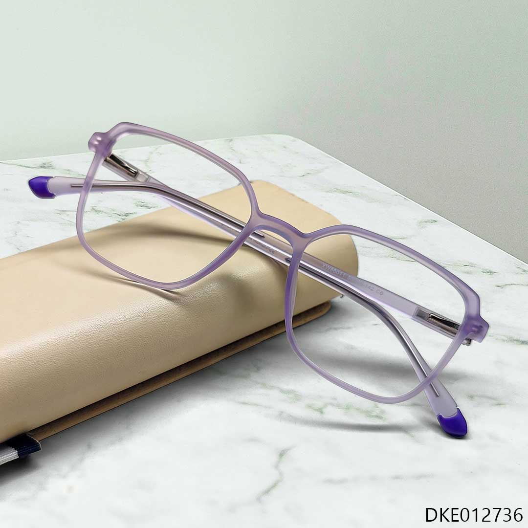 Light Weight and Comfortable Eyeglass