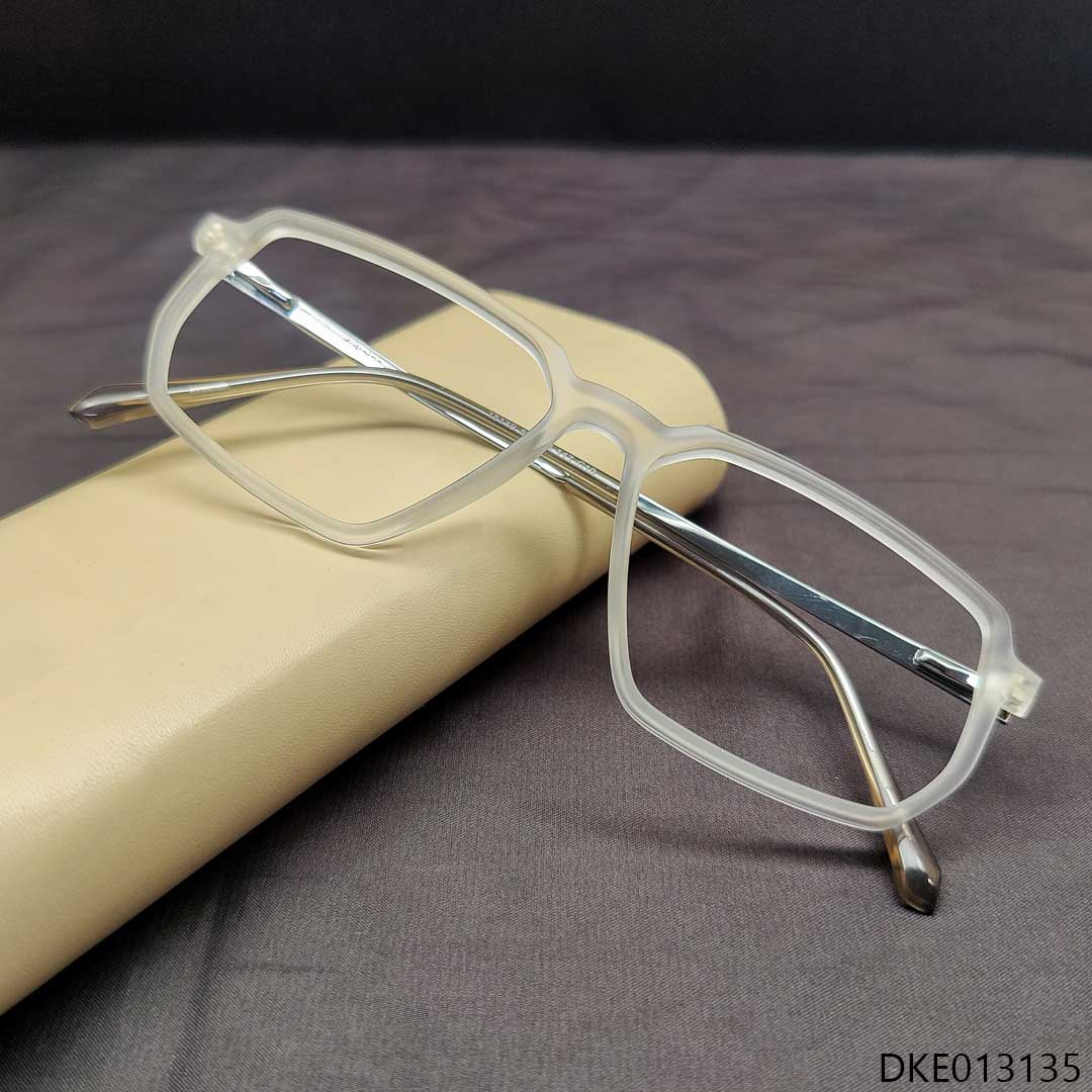 Transparent Color and Flexible Eyeglass