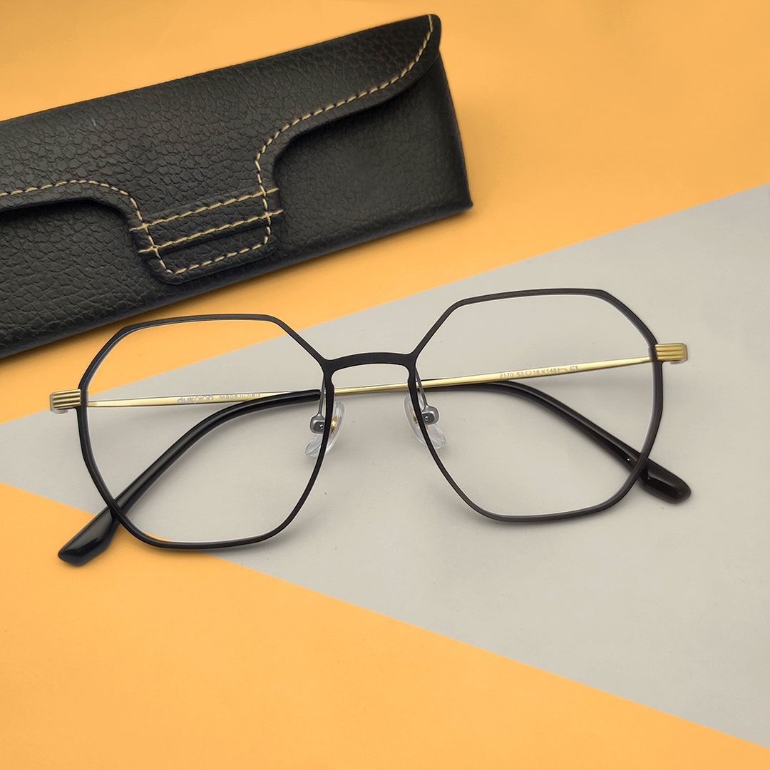 Stylish Metal Eyeglasses for Modern Elegance