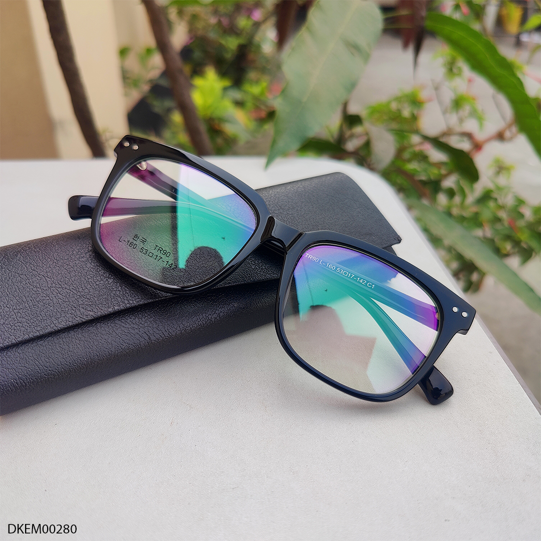 Glossy Black New Arrival Eyeglass