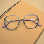 Unique Shape Light Weight Eyeglasses