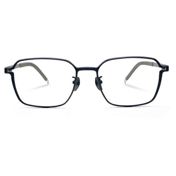 Luxurious Titanium Eyeglass