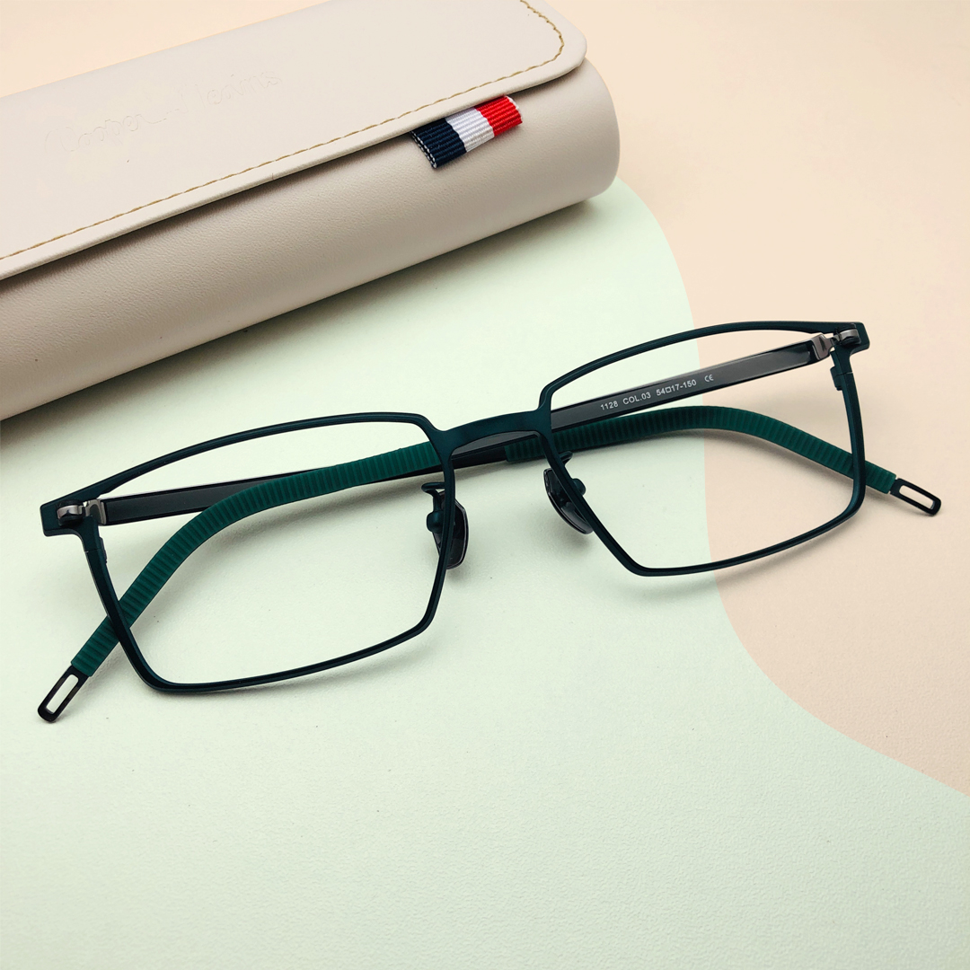 New High Quality Stylish Eyeglass Frame