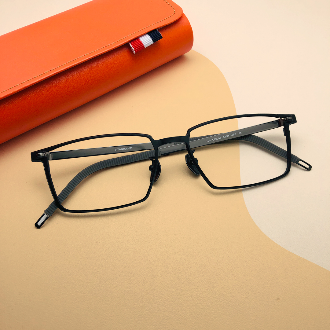 New Arrival High Quality Titanium Eyeglass Frame