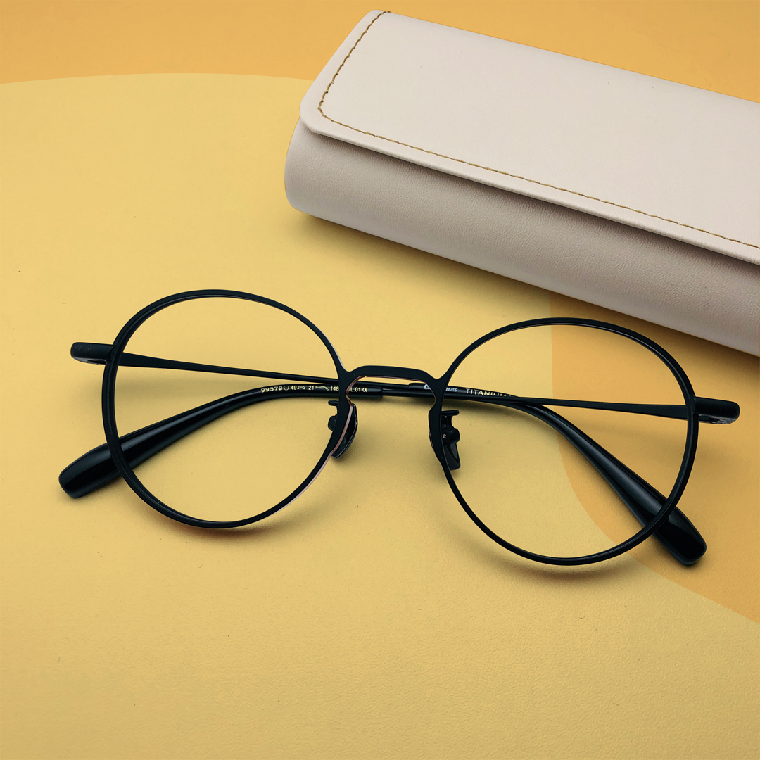 Round Shape Premium Titanium Eyeglasses
