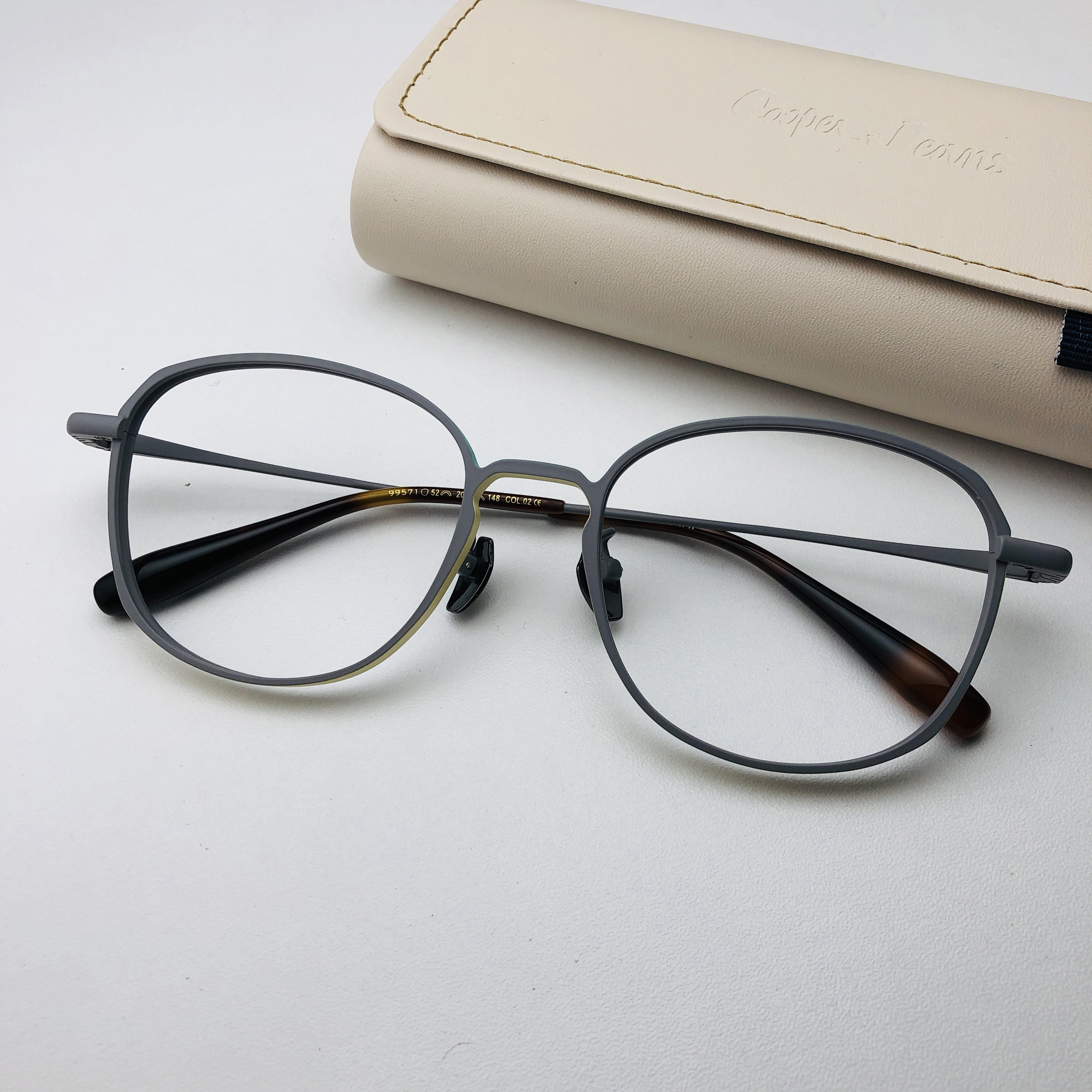 New Arrival High Quality Titanium Eyeglass Frame