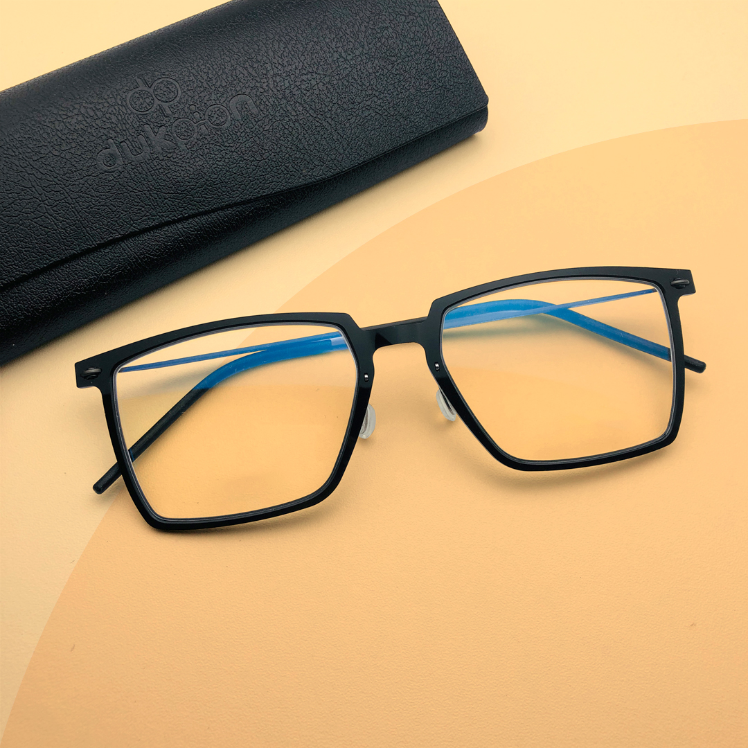 Titanium Material Built Premium Quality Eyeglasses