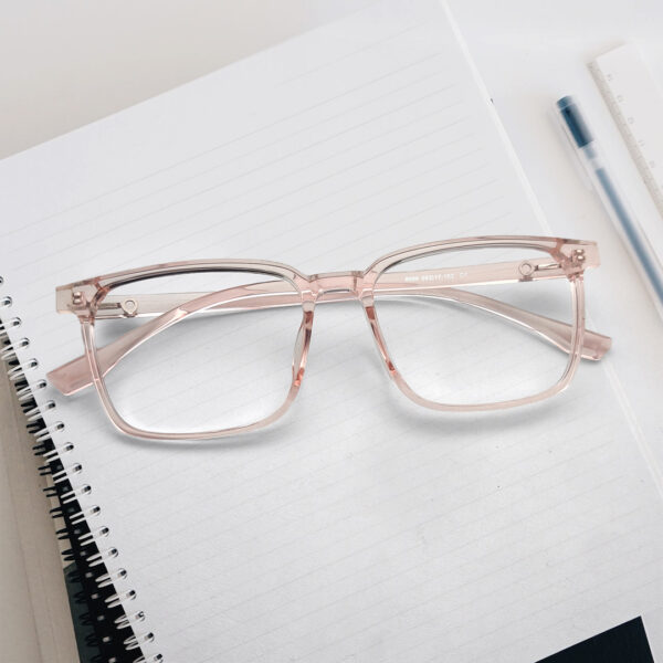 Fashionable Pink Colour Eyeglasses Frame