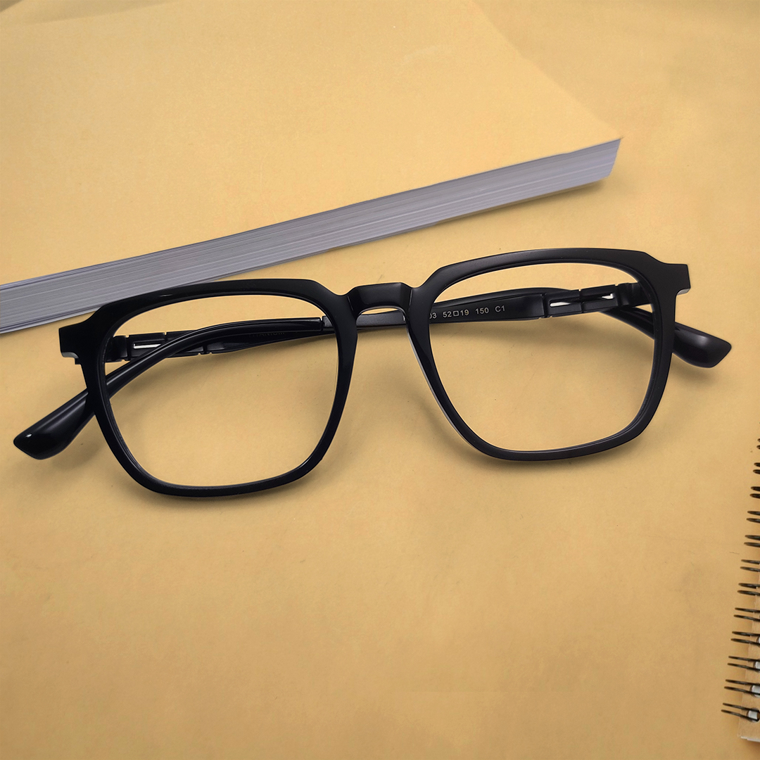 New Classic Modern Oval Eyeglasses