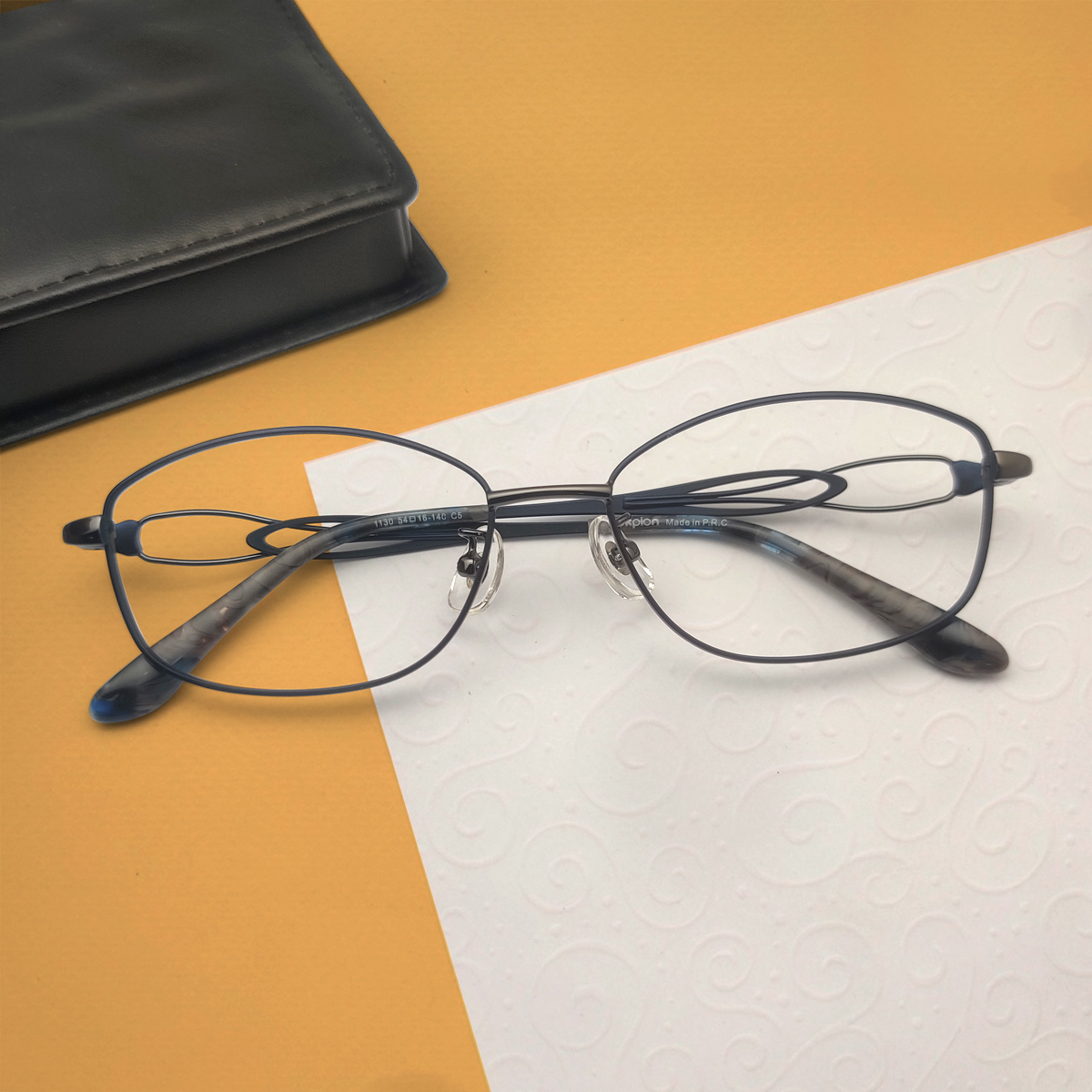 New Oval Shape Ladies Eyglasses