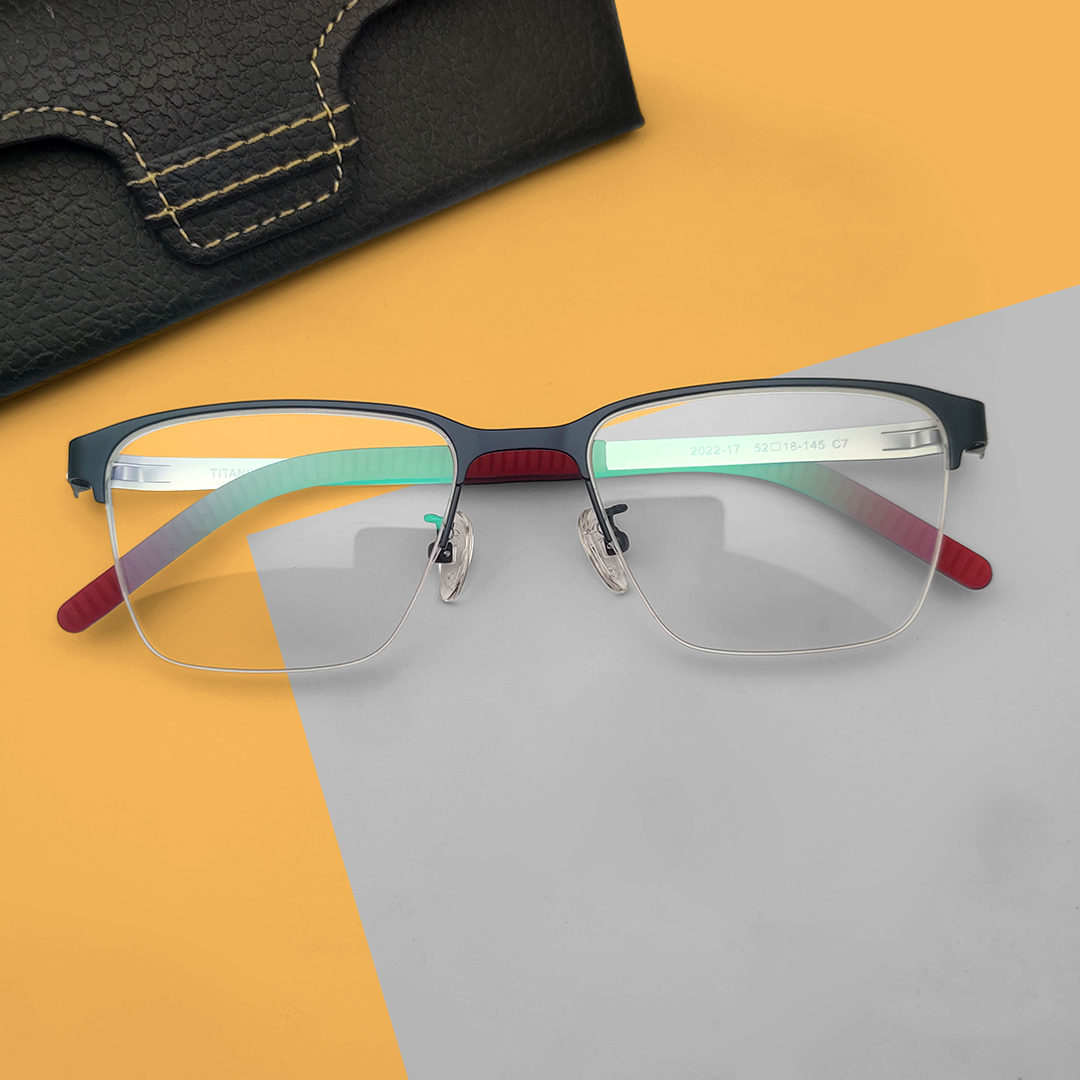 New Stylish Oval Frames for Eyeglasses