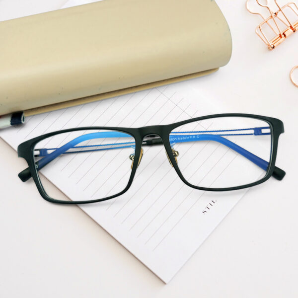 Rectangle Shape Black Eyeglass Frame