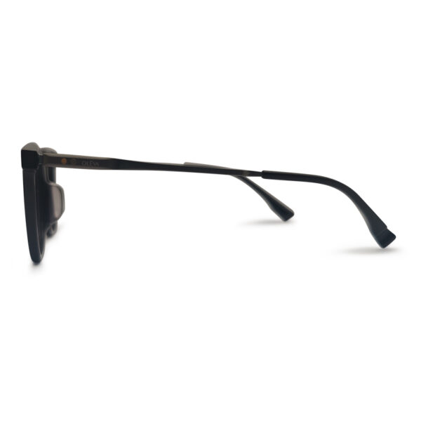 New High Quality Black Color Eyeglass