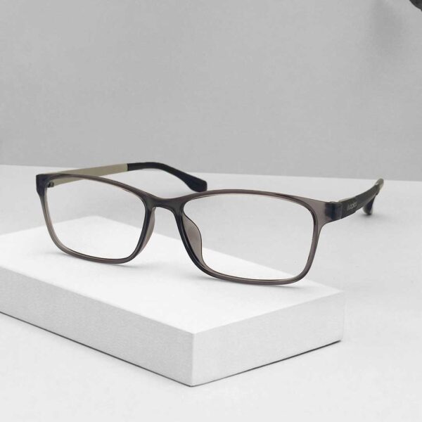 New Classy & Durable Eyeglass Frame