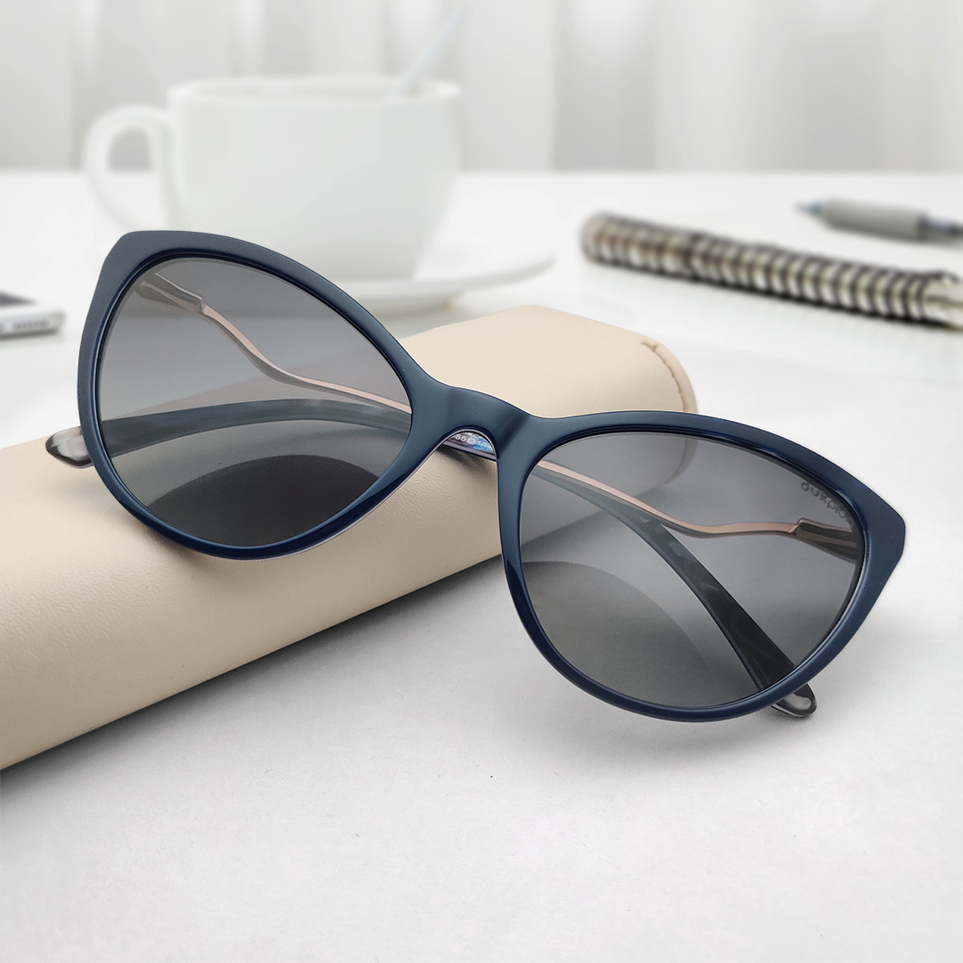 Stylish Women Sunglass