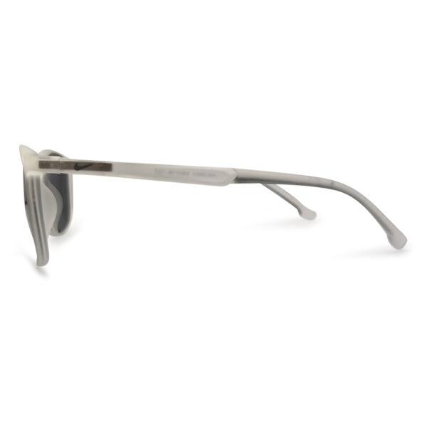 Transparent Color Fashionable Sunglasses
