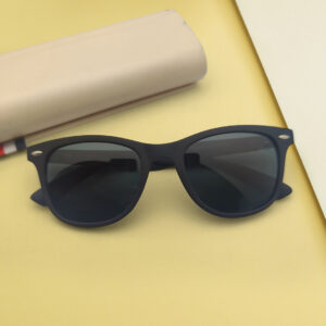 Black Color & Light Weight Premium Quality Sunglasses