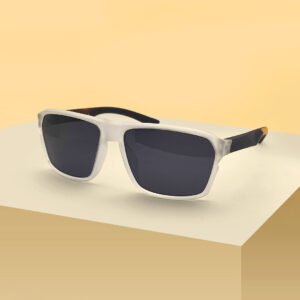 White & Black Mixed Transparent Color Stylist Sunglasses