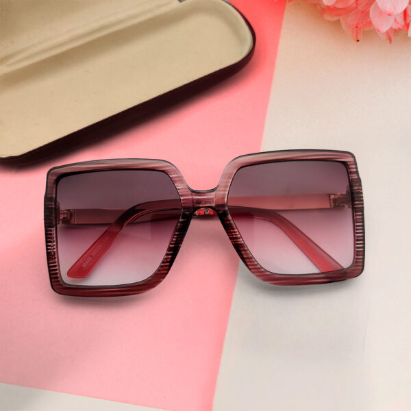 Square Shape Fashionable Women's Sunglasses