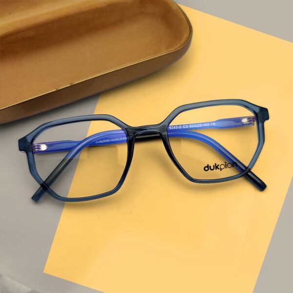 Unique Design and Fashionable Eyeglass
