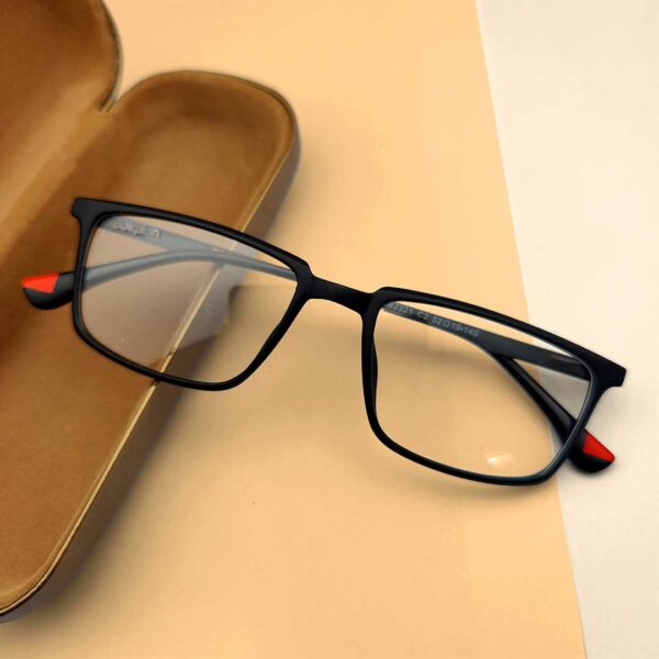 New Fashionable Light Weight Photochromic Glasses