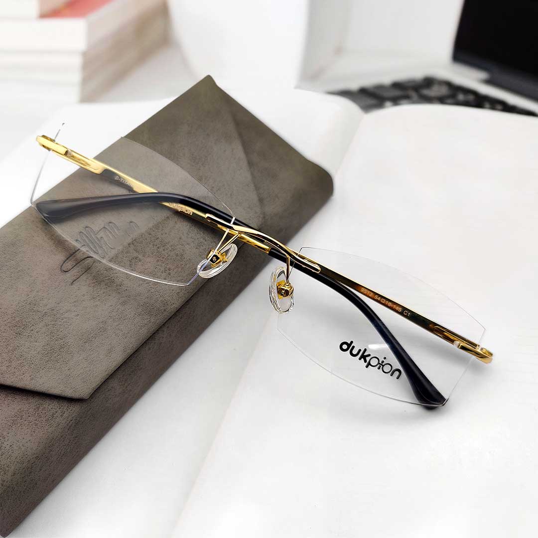 Gorgeous Design Fashionable Eyeglasses