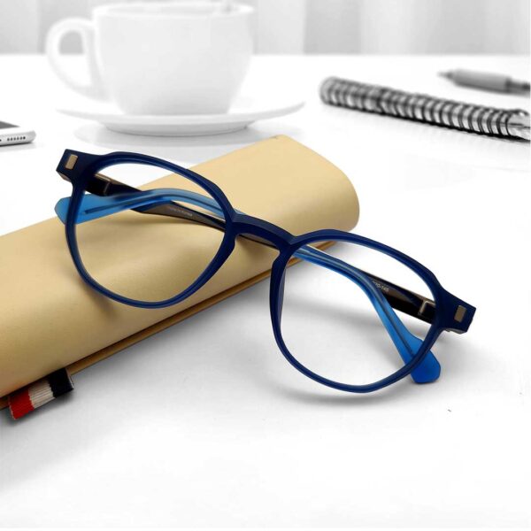 Light Weight Premium Quality Eyeglass