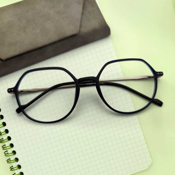 Unique Design Semi Round Eyeglasses