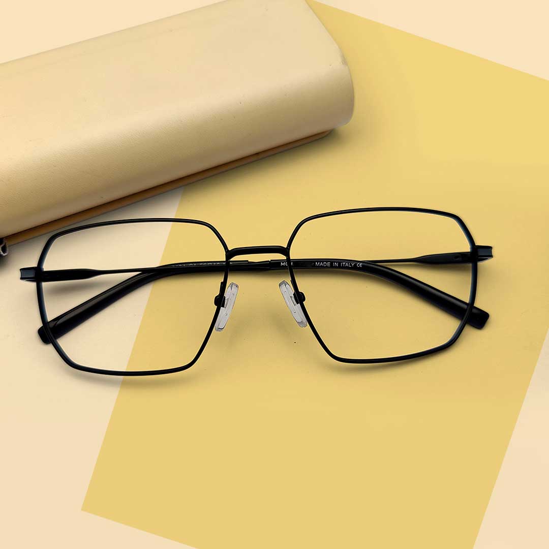 Light Weight Premium Quality Eyeglass