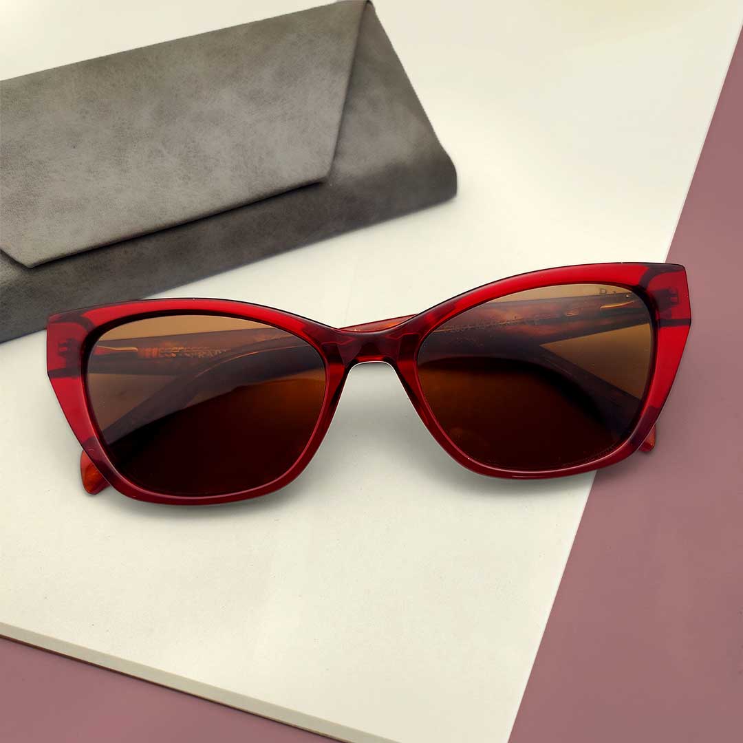 Red Transparent Color Woman Sunglasses