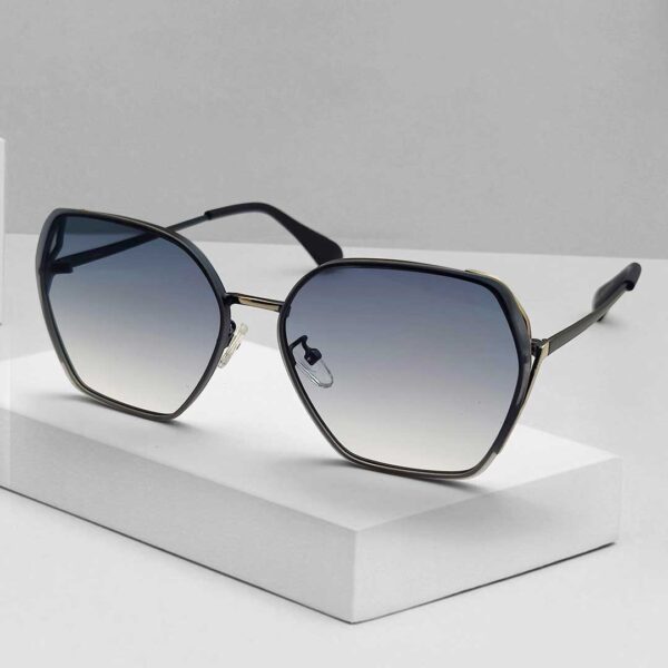 Woman Stylish and New Arrived Sunglasses