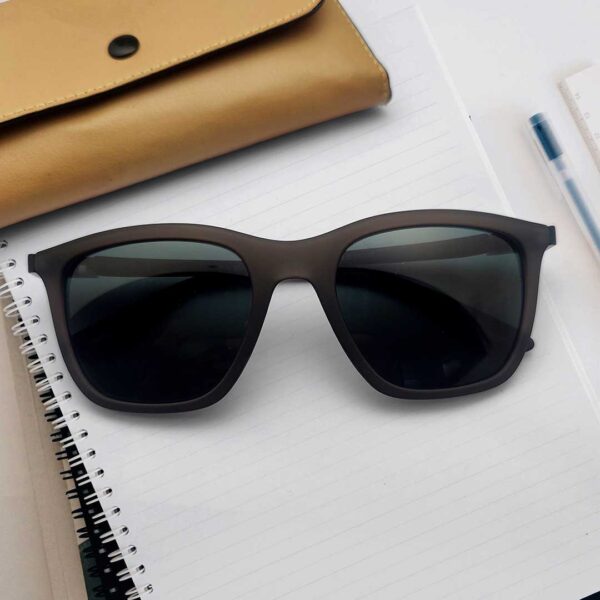 Fashionable Design Man Sunglasses