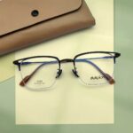 Premium Quality Fashionable Eyeglasses