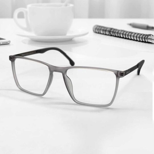 Light Weight Premium Quality Eyeglass