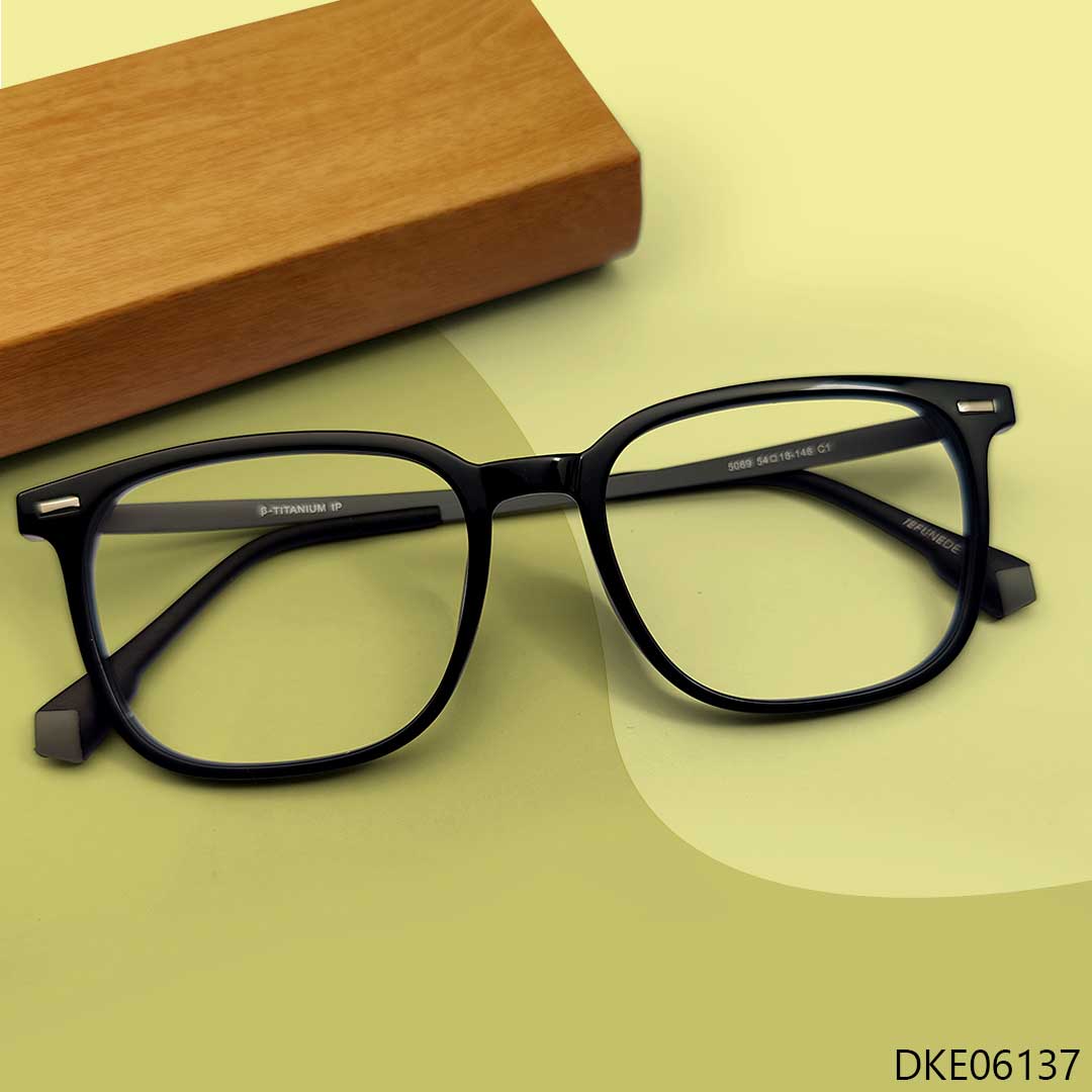 Black Color Premium Quality Eyeglasses