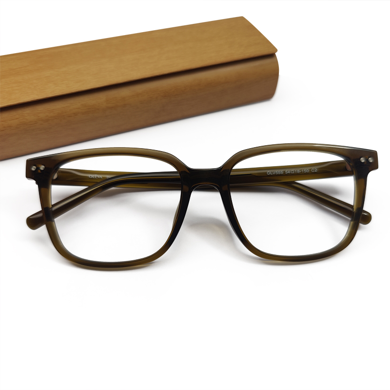 New Premium Quality Eyeglasses