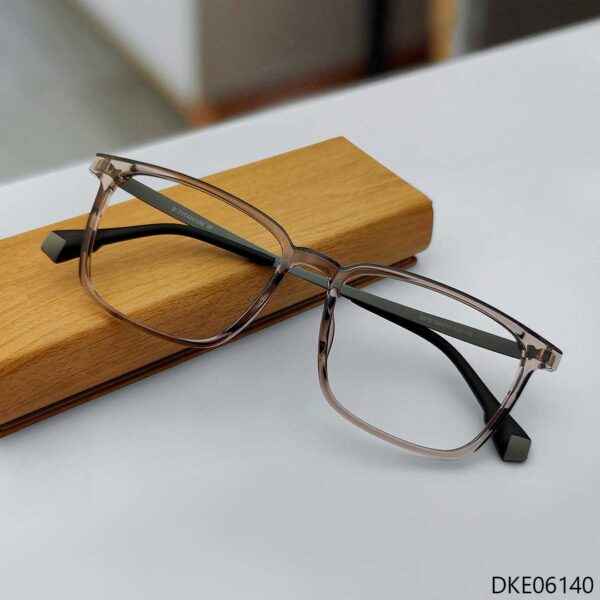 New Trendy Eyeglasses