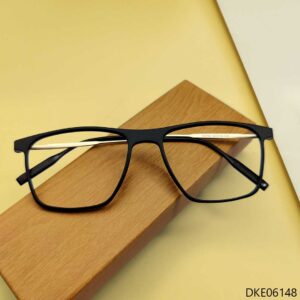 Black Color stylish Eyeglasses