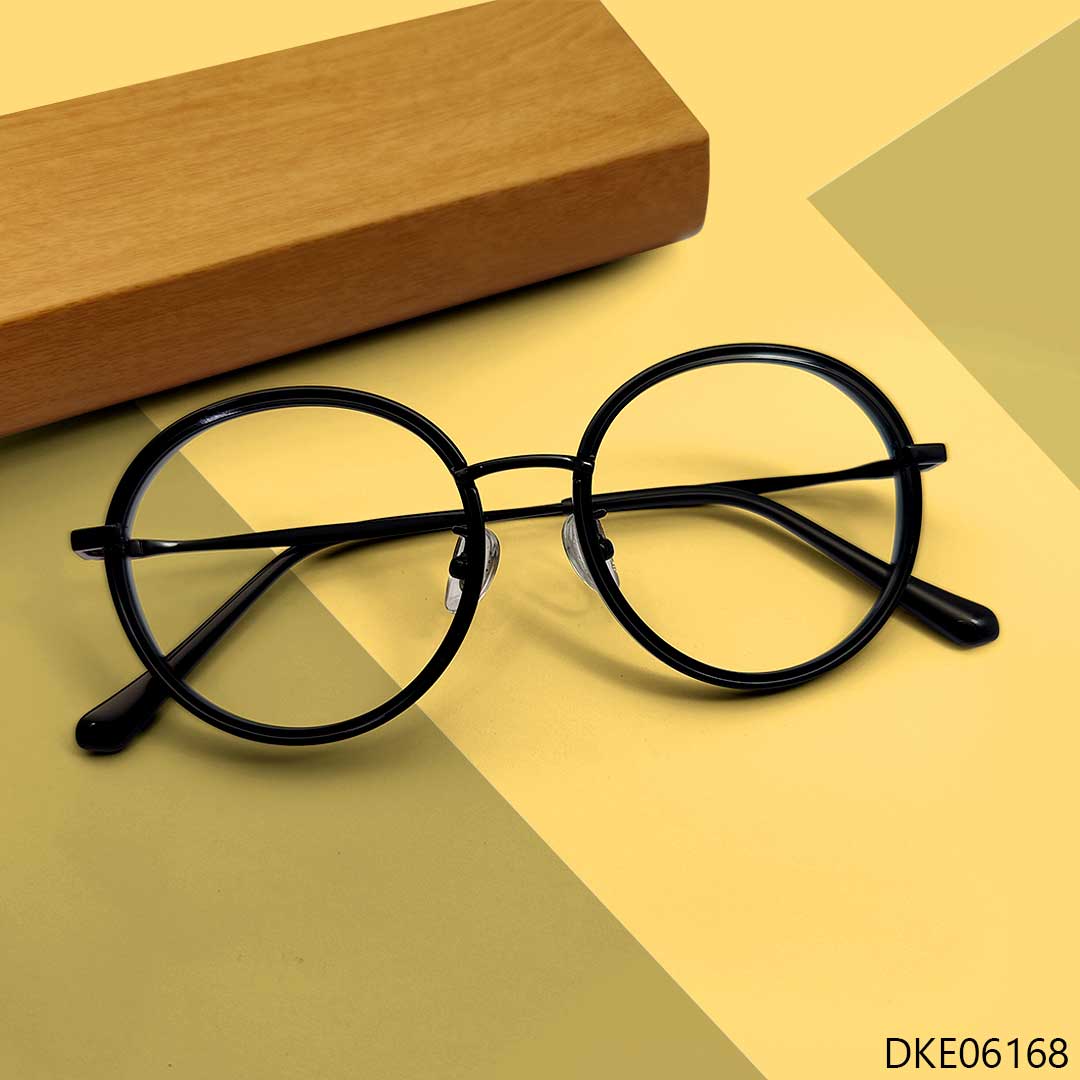 Round Shape Black Color Eyeglasses