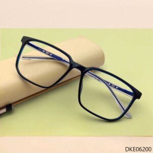 Black Color Stylish Light Weight Eyeglasses