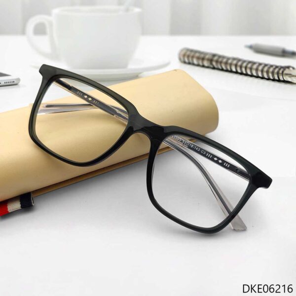 New Arrived Black Color Stylish Eyeglasses