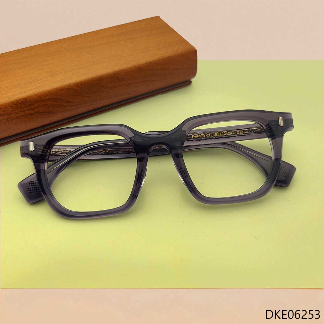 Fashionable Grey Transparent Color Eyeglasses