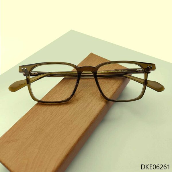 Gorgeous Design Premium Quality Eyeglass