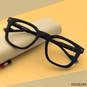 Premium Quality Black Color Eyeglass
